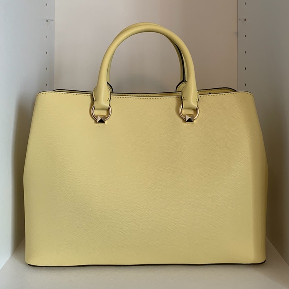 Michael Kors Saffiano Large Edith Satchel *Buttercup* - Picture 2 of 16